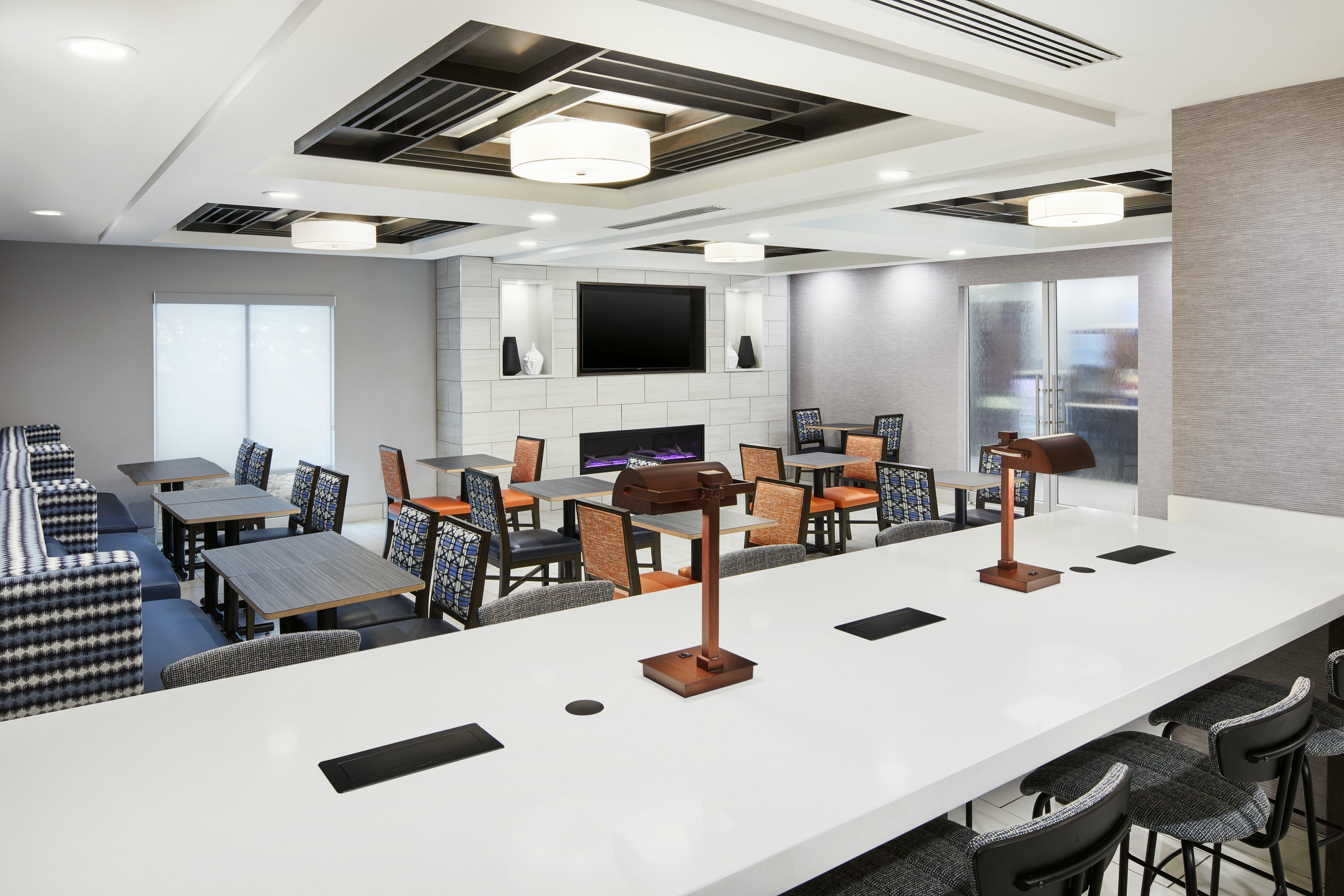 Holiday Inn Express & Suites I-26 & Us 29 At Westgate Mall By Ihg Spartanburg Εξωτερικό φωτογραφία
